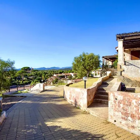 Villa Isa-villas In Porto Corallo Just 400 Meters From The Sea