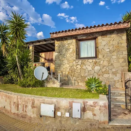 Villa Isa-villas In Porto Corallo Just 400 Meters From The Sea *