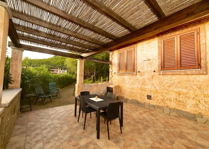 Isa-villas In Porto Corallo Just 400 Meters From The Sea 维拉普特祖