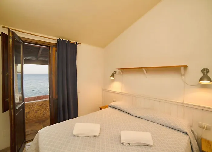 Isa-villas In Porto Corallo Just 400 Meters From The Sea 别墅 *