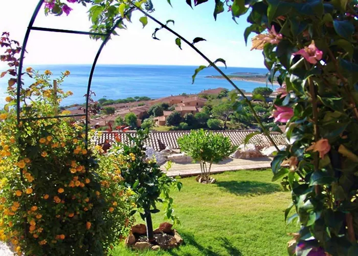 Isa-villas In Porto Corallo Just 400 Meters From The Sea *
