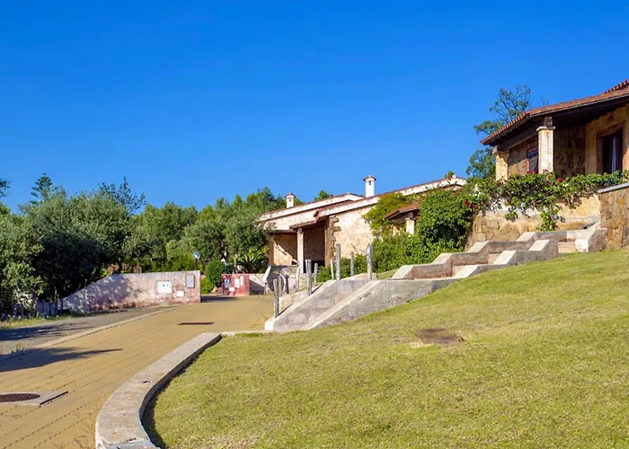 Isa-villas In Porto Corallo Just 400 Meters From The Sea 维拉普特祖